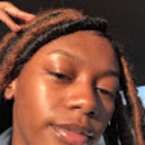 Meet your Posher, Nia